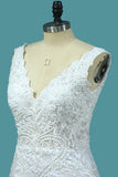 2022 Open Back V Neck Tulle & Lace Wedding Dresses With Applique P2QJ5FQH
