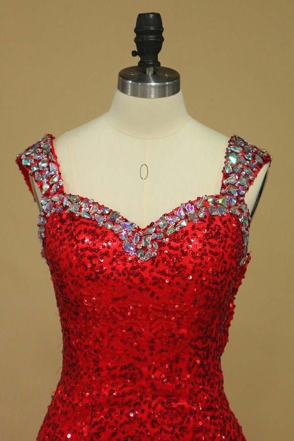 2024 Sheath Straps Prom Dresses Sequins With Beads PSLF71KQ