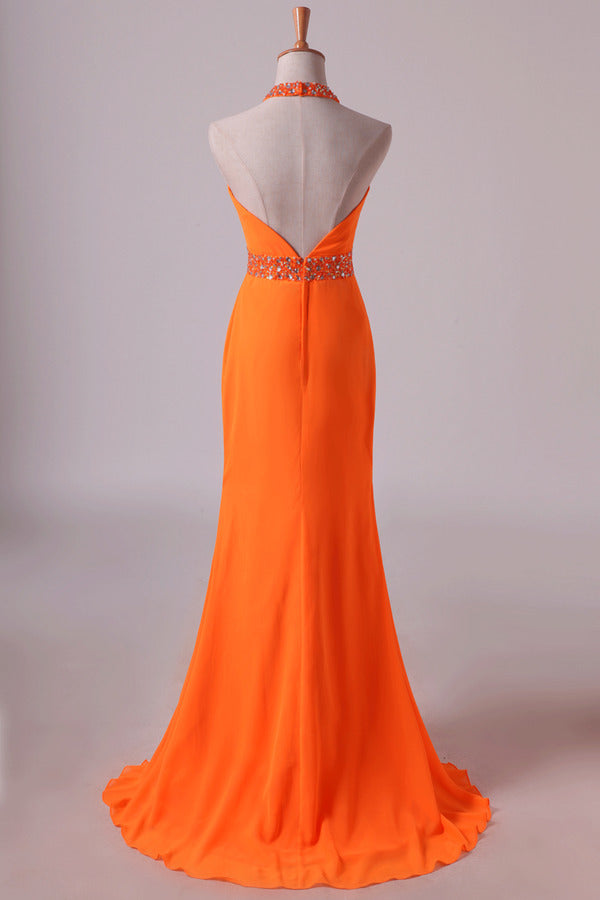2022 Prom Dresses Halter Sheath Chiffon With Beads And Ruffles Floor PAMEJP6D