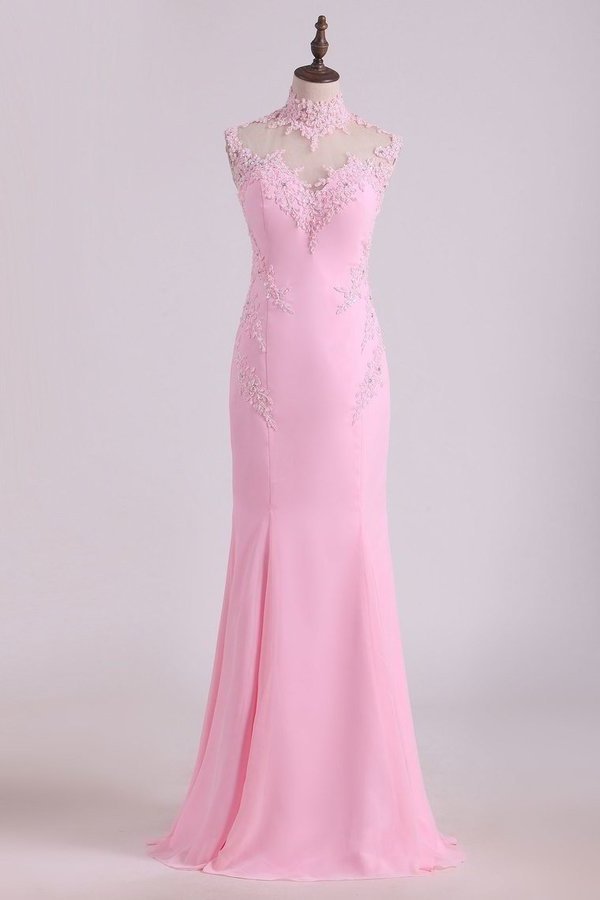 2024 High Neck Chiffon Prom Dresses Mermaid/Trumpet With Applique And PNNPMAHT