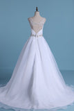 2022 Open Back V Neck Wedding Dresses Organza With Beads P9RDK8Q4