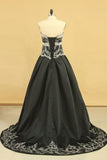 2024 Quinceanera Dresses Ball Gown Sweetheart Satin With Beading PH3G5TKQ