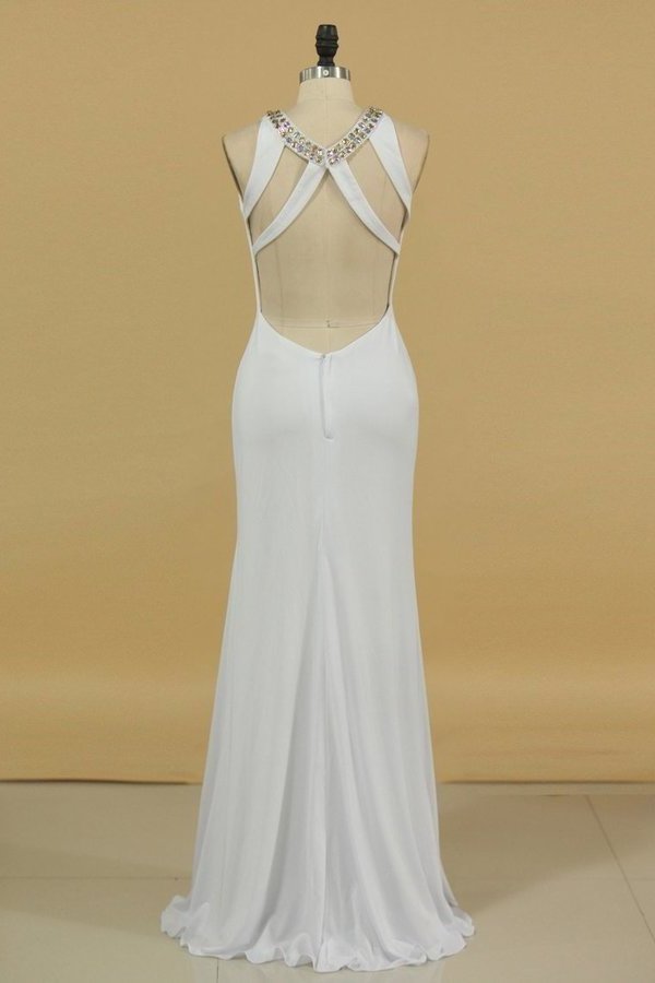 2022 New Arrival Scoop Open Back Prom Dresses With Beads And Slit Spandex PPE1G31K