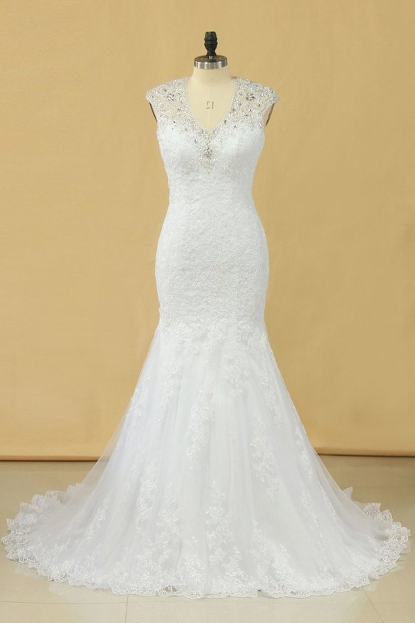 2022 Plus Size Mermaid Wedding Dresses V Neck With Beads And Applique Court Train PD7P5SFG