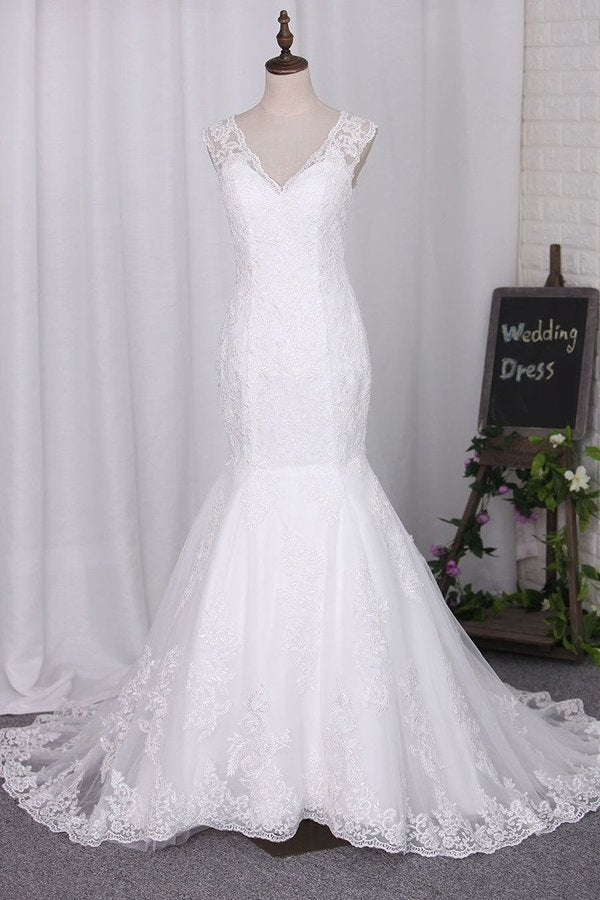 2022 Mermaid V Neck Wedding Dresses Tulle With Applique Chapel PH5GH3C7