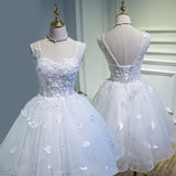 Simple Sweetheart White Lace up Beads Lace Appliques Tulle Straps Homecoming Dresses