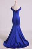 2022 Prom Dresses Off The Shoulder Satin Mermaid Dark Royal Blue Sweep PLDZD9FK