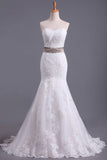 2024 Lace Up Sweetheart Wedding Dresses Organza With Applique And Sash PNZL6TGM