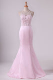 2024 Halter Floor Length Mermaid Prom Dresses Open Back Satin With Beads & PFETJT7D