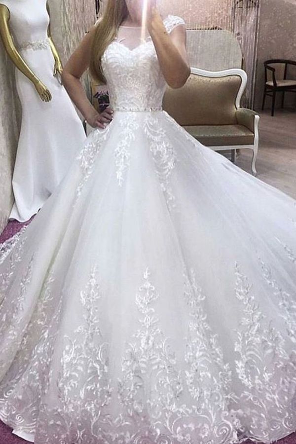 2022 New Arrival A-Line Wedding Dress Scoop Neck Tulle With Appliques PLRQSL68