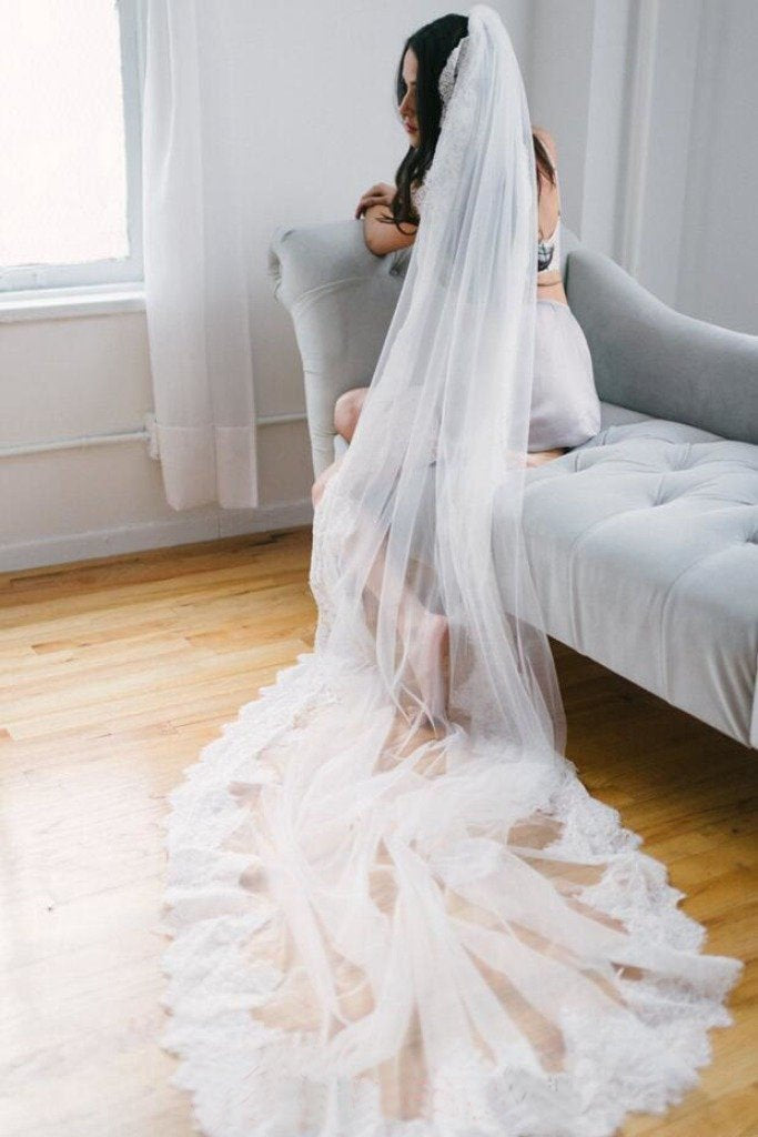 Alencon Lace Trim Long Ivory Veil for Wedding Wedding Veil