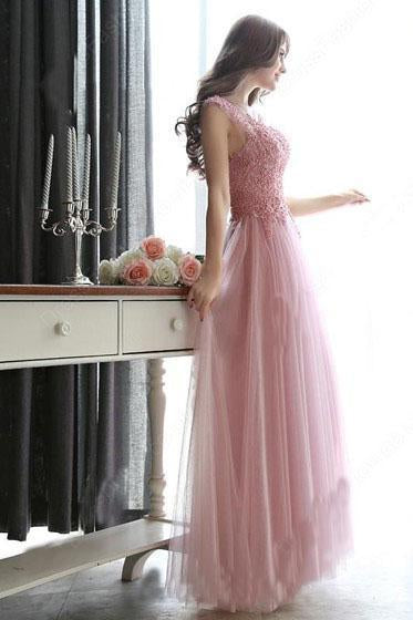 Modest Scoop Neck Tulle Pearl Detailing Lace-up Floor-length Sleeveless Prom Dresses